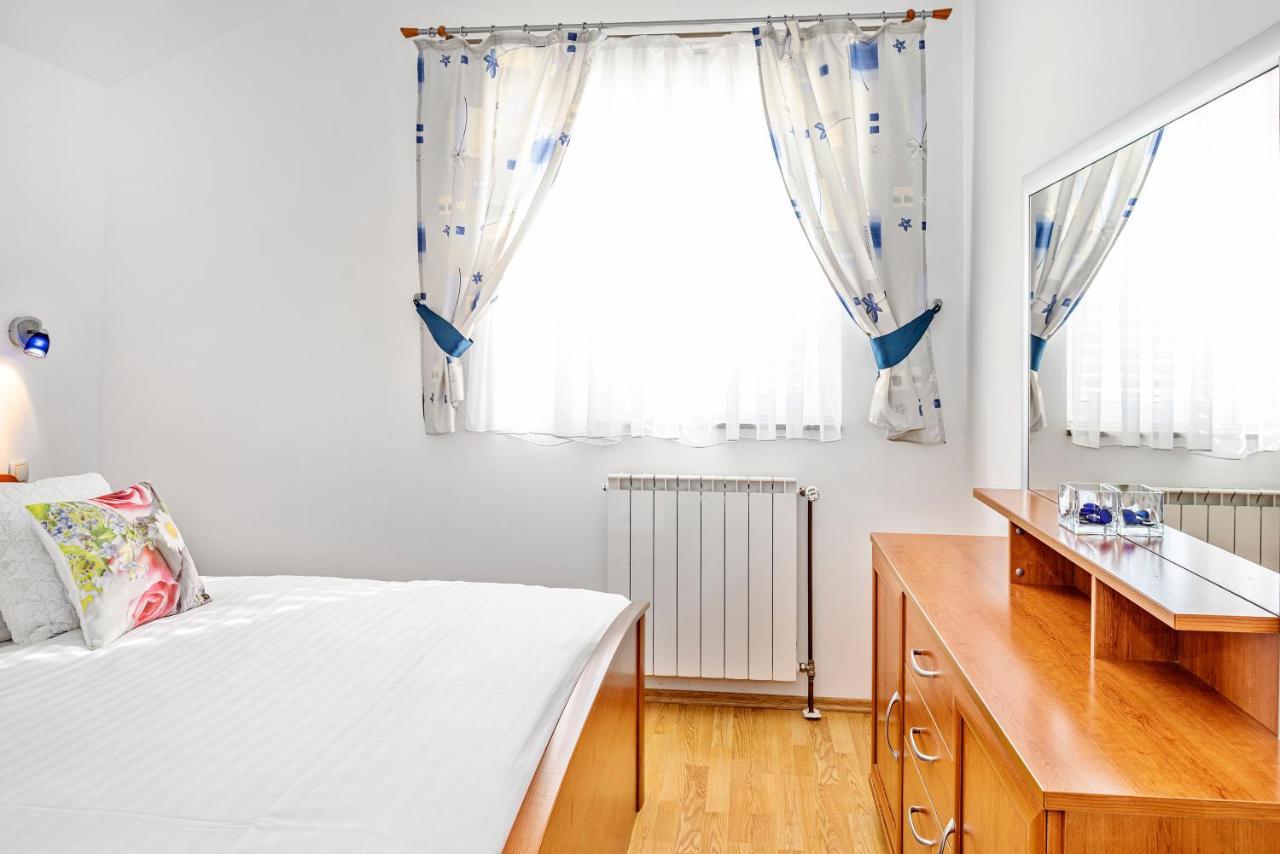 Apartmani Barun 시베니크 외부 사진